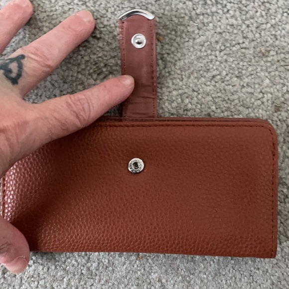 New Wallet - Picture 2 of 6